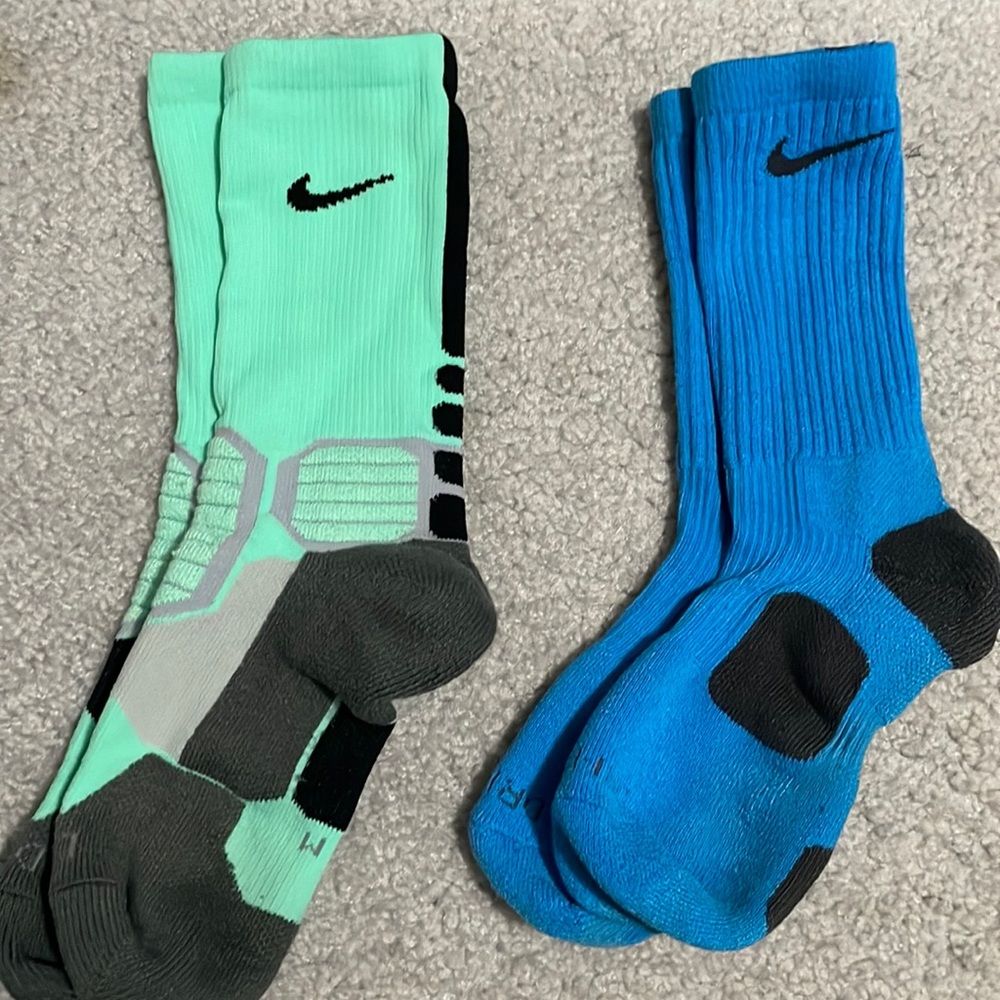 Nike Elite Boys socks. Size M/L